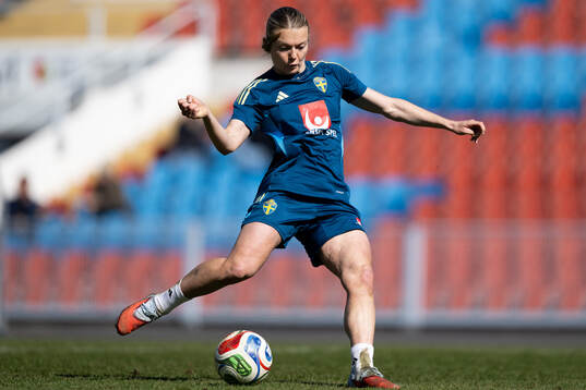 Beata Olsson at a training session with the women's
