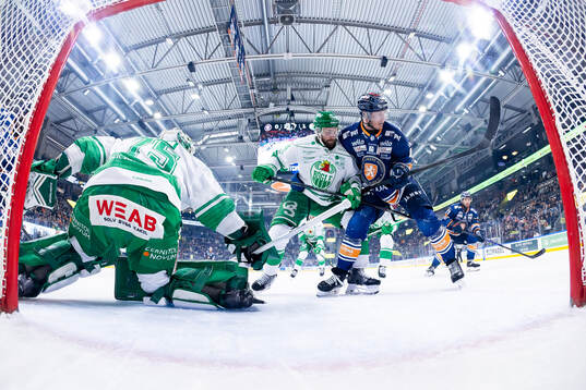 Rögles Calvin De Haan och Växjös Dennis Rasmussen