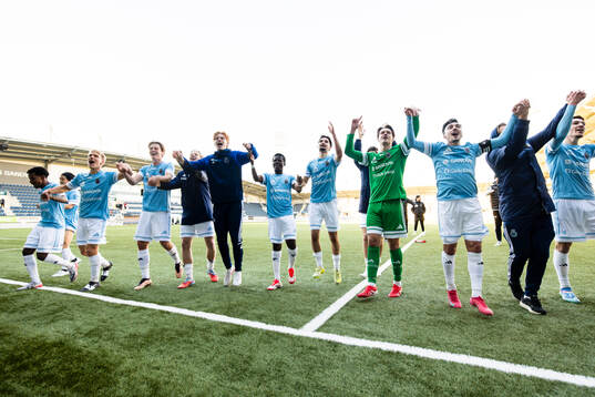 Gefles spelare tackar supportrarna