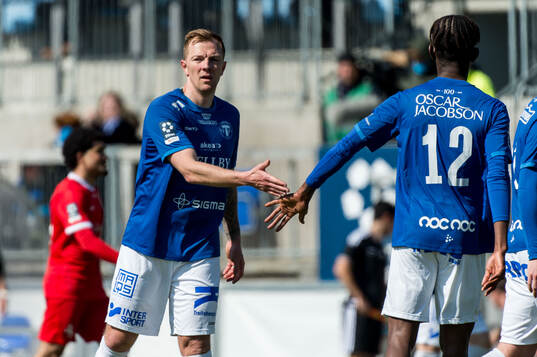 Trelleborgs Jesper Modig och Prince Balde jublar