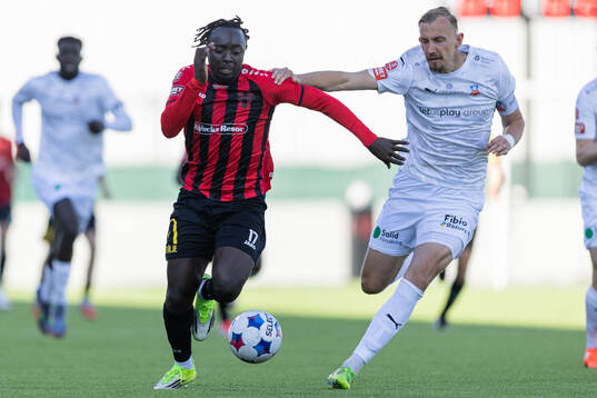 Nordic United FCs Kalipha Jawla och Helsingborgs Jakob