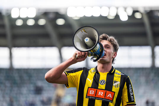 Häckens Silas Andersen jublar