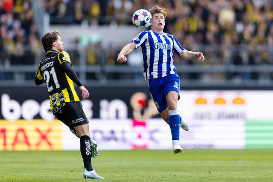 Häckens Adam Lundkvist och IFK Göteborgs Felix Eriksson