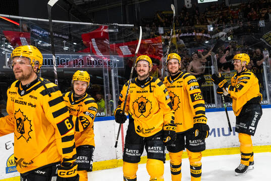 Skellefteås Måns Forsfjäll, Oskar Vuollet, Oliver