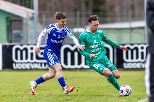 Ljungskiles Magnus Tomren Solheim och IFK Norrköpings Ryan