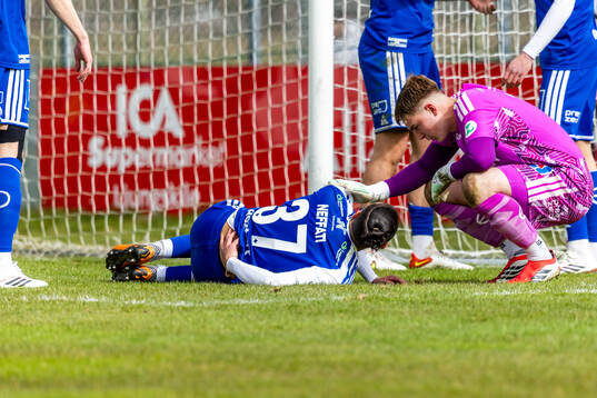 IFK Norrköpings Moutaz Neffati ligger skadad