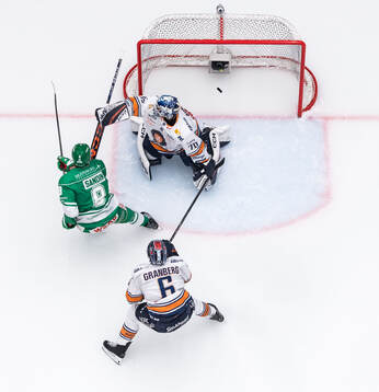 Rögles Linus Sandin och Växjös Petter Granberg och