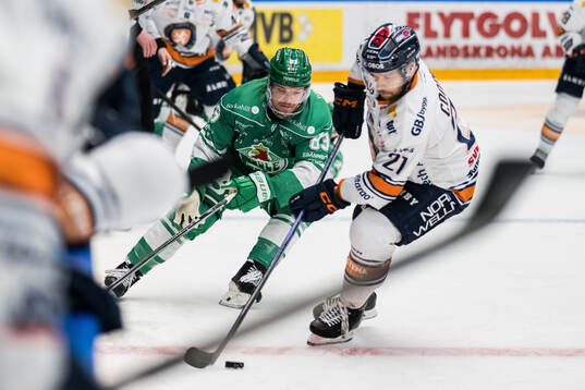 Rögles Karson Kuhlman och Växjös Brian Cooper