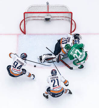 Växjös Joel Persson, Brian Cooper och målvakt Adam