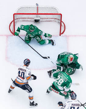 Växjös Dennis Rasmussen och Rögles Calvin De Haan, Anton