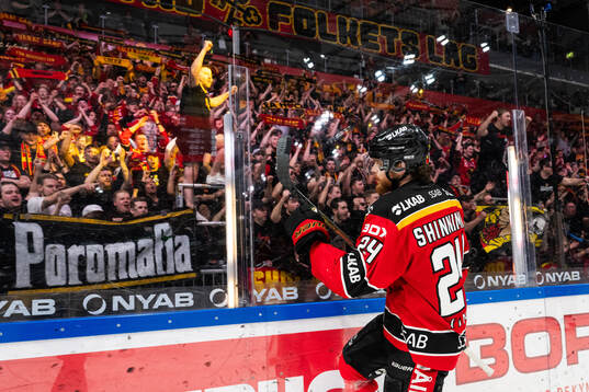 Luleås Brendan Shinnimin jublar