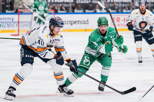 Växjös Dennis Rasmussen och Rögles Linus Sandin