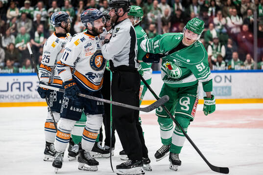 Växjös Brogan Rafferty och Rögles Calle Själin