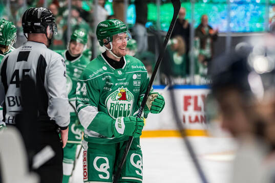 Rögles Mattias Göransson jublar