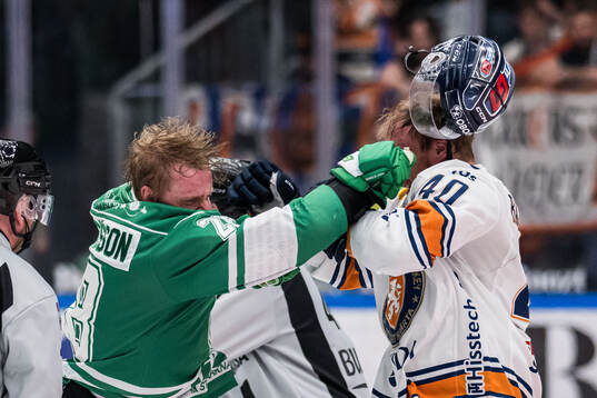 Rögles Anton Bengtsson och Växjös Dennis Rasmussen