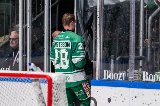 Rögles Anton Bengtsson utgår