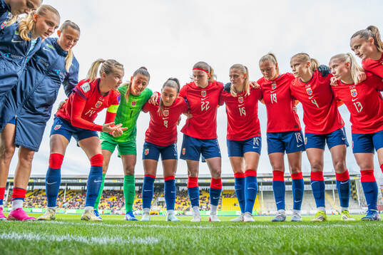 Ada Hegerberg, goalkeeper Cecilie Fiskerstrand, Vilde Bøe
