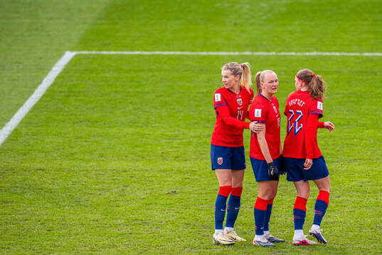 Ada Hegerberg, Frida Maanum and Signe Gaupset of Norway