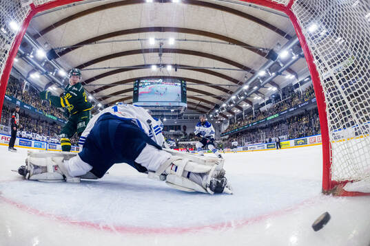Björklövens Oscar Tellström gör 1-0