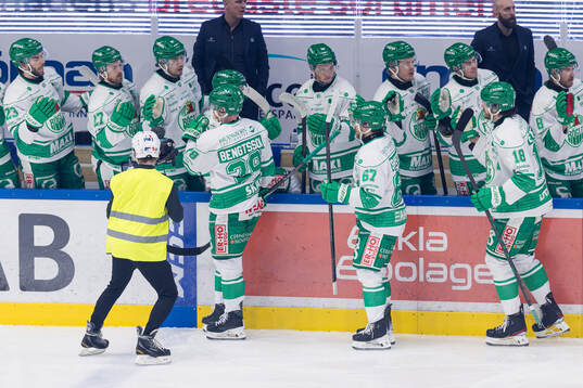 Rögles Anton Bengtsson jublar