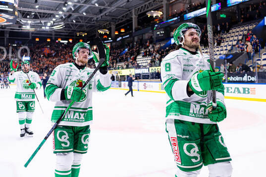 Rögles Anton Bengtsson och Dennis Everberg jublar