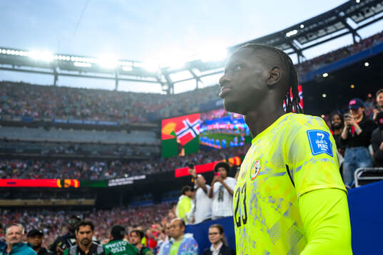 goalkeeper Mory Diaw of Senegal