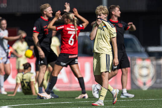 Djurgårdens Olivia Ulenius deppar