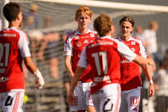 Sandvikens spelare jublar