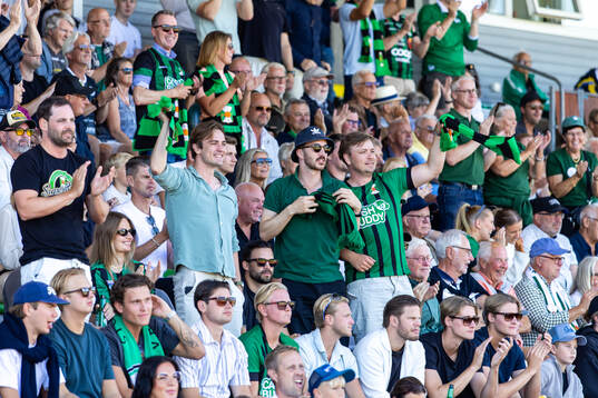 Varbergs supportrar jublar