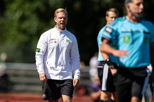 Varbergs tränare Victor Salwén
