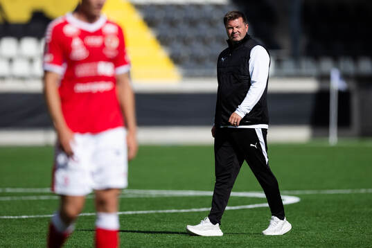 Häckens tränare Jens Gustafsson