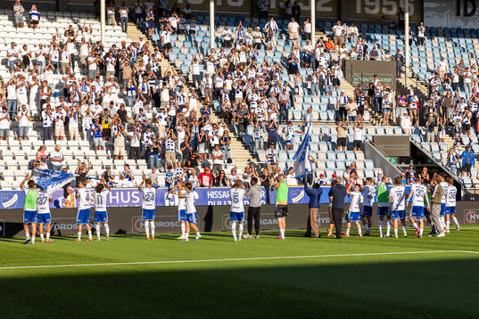 IFK Norrköpings spelare jublar