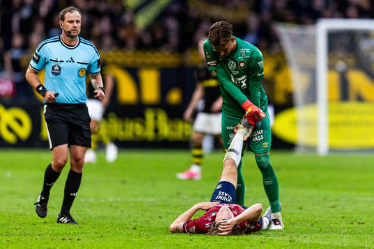 Örgrytes Christoffer Styffe och målvakt Hampus Gustafsson