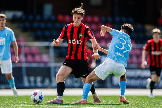 Brommapojkarnas Kaare Brøckner Barslund och Malmö FFs