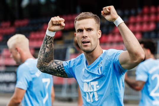 Malmö FFs Diego Garcia jublar