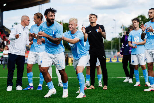 Malmö FFs Sead Haksabanovic och Otto Rosengren jublar