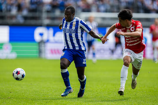 IFK Göteborgs Saidou Alioum Moubarak och Degerfors Elias