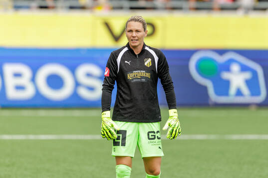Häckens målvakt Jennifer Falk