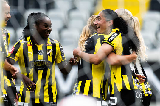 Bla gjennom flere bilder av Fotboll, Damallsvenskan, Häcken - Eskilstuna United DFF