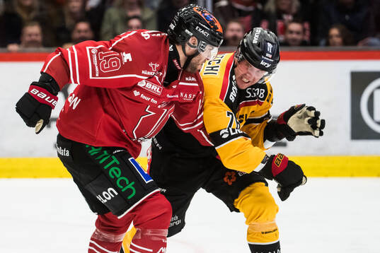 Örebros Josh Dickinson och Luleås Anton Levtchi