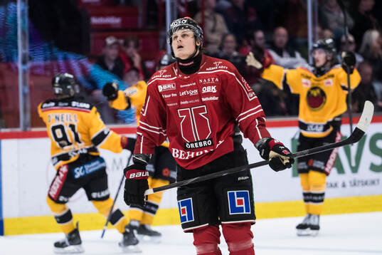 Örebros Milton Oscarson deppar