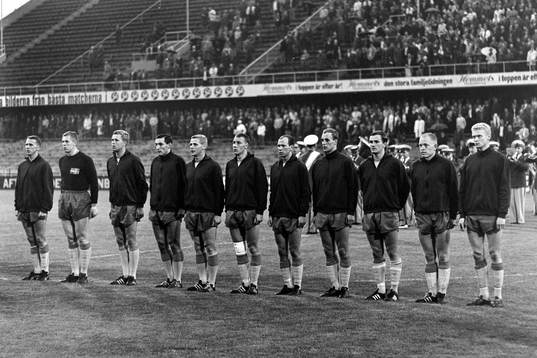 Sveriges startelva, fr. v Agne Simonsson, Ronney