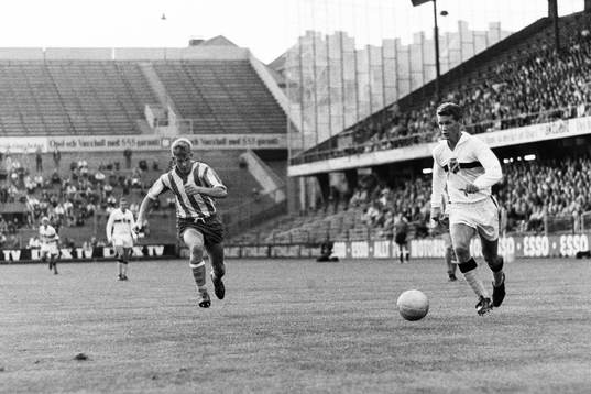 Kurt Andersson, AIK med bollen