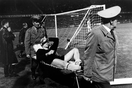 AIK:s målvakt Ronny Gustafsson blev han allvarligt skadad