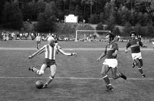  Lennart Ekström, Hässleholm försöker stoppa en göteborgare