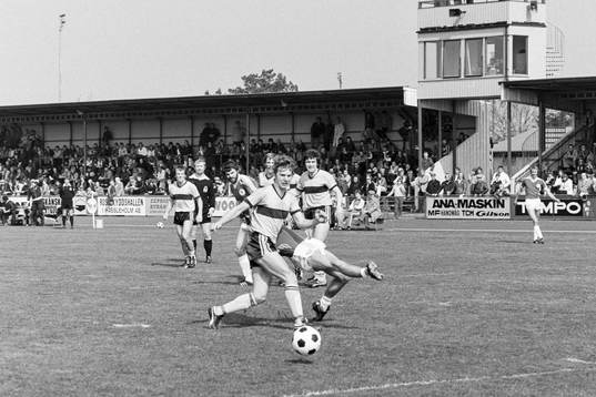  Hässleholms Pär Andersson med bollen.
