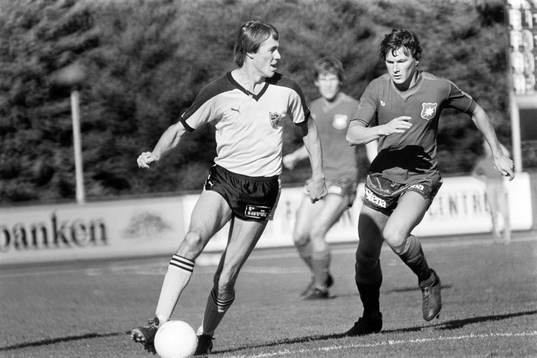  Claes Melin, Hässleholm med bollen.