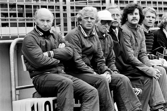  Nye tränaren Keith Blunt, Bob Houghton och Egon Jönsson, lagledare.
