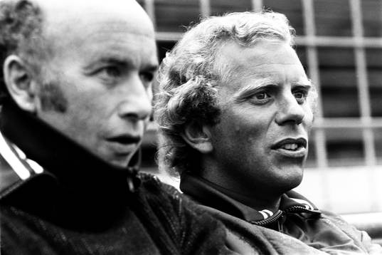  Nye tränaren Keith Blunt och Bob Houghton.
