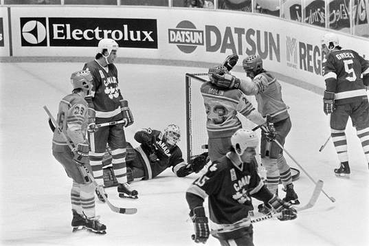  Göran Lindblom, Lars Molin och Anders Håkansson jublar efter mål.